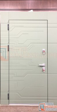 входная дверь светлого оттенка с футуристичным узором в виде электронной микросхемы
